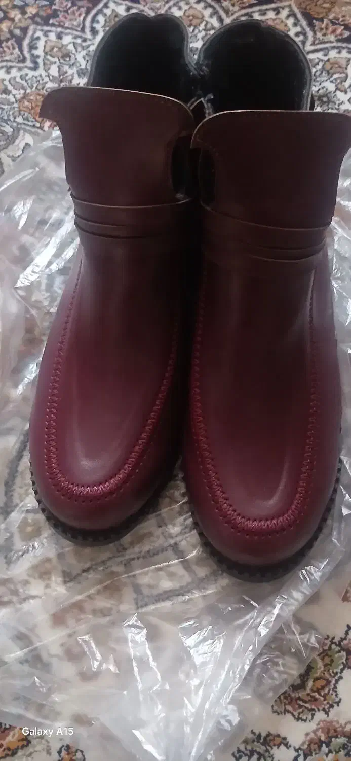 نیم بوت زنانه ی شیک کاملا نو|کیف، کفش، کمربند|مرند, |دیوار