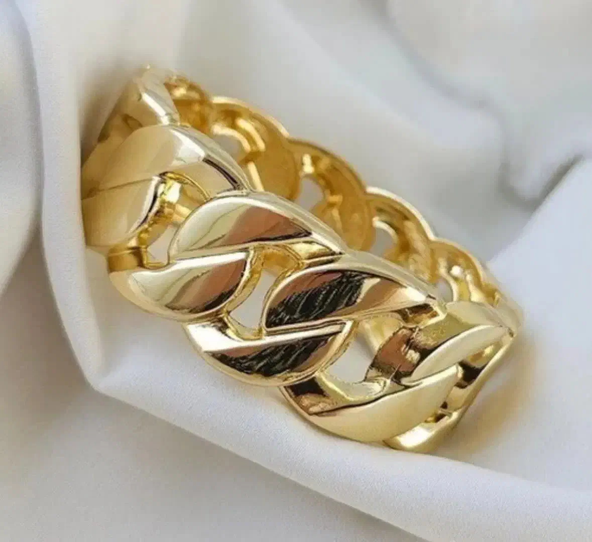 دستبند بنگلی کارتیه|بدلیجات|قم, شهدا|دیوار