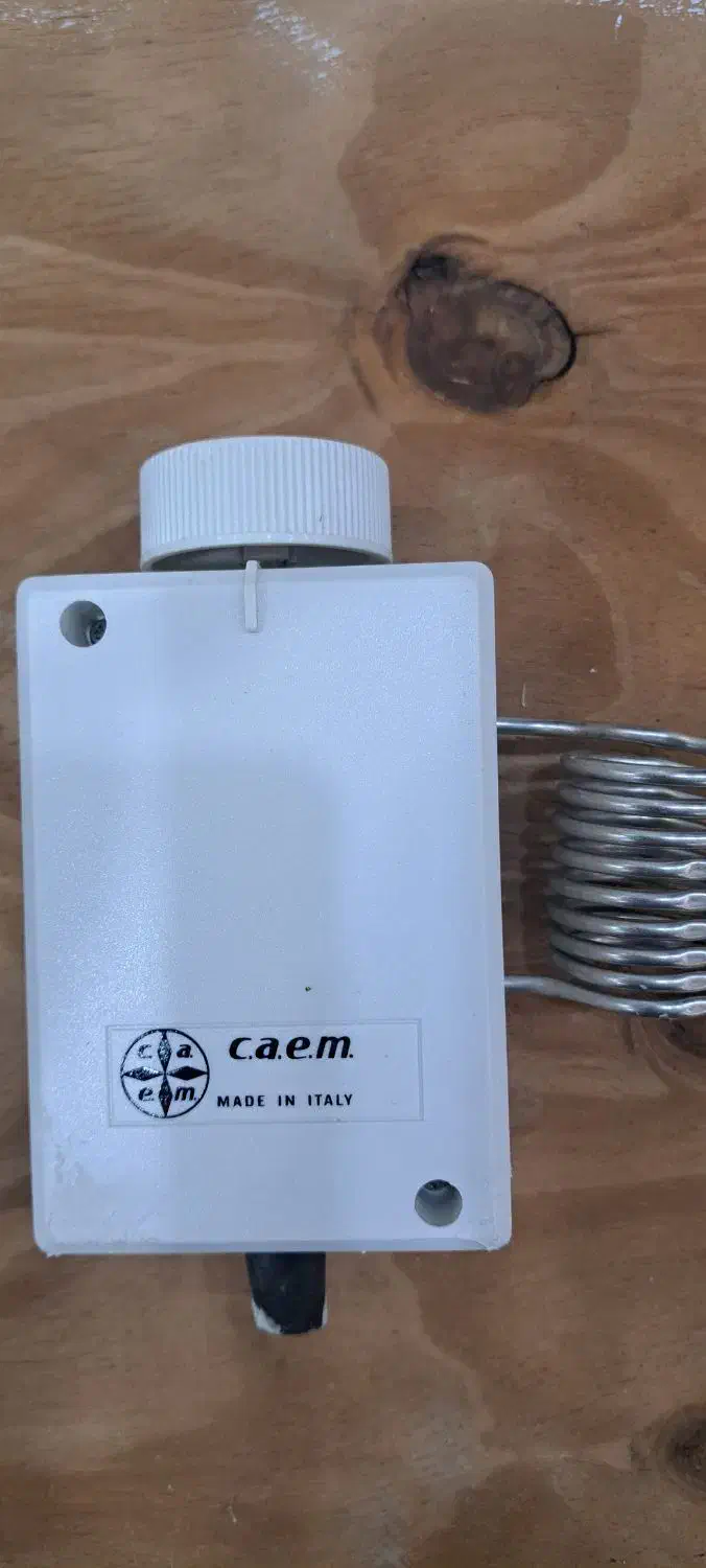 ترموستات محیطی (ایتالیایی)|آبگرمکن، پکیج، شوفاژ|آستانه اشرفیه, |دیوار