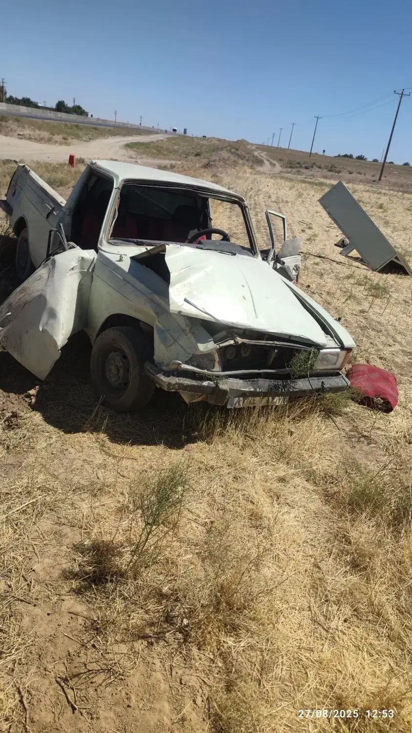 وانت مدل ۸۴ تصادفی.فروش فوری|خودرو سواری و وانت|قوچان, |دیوار