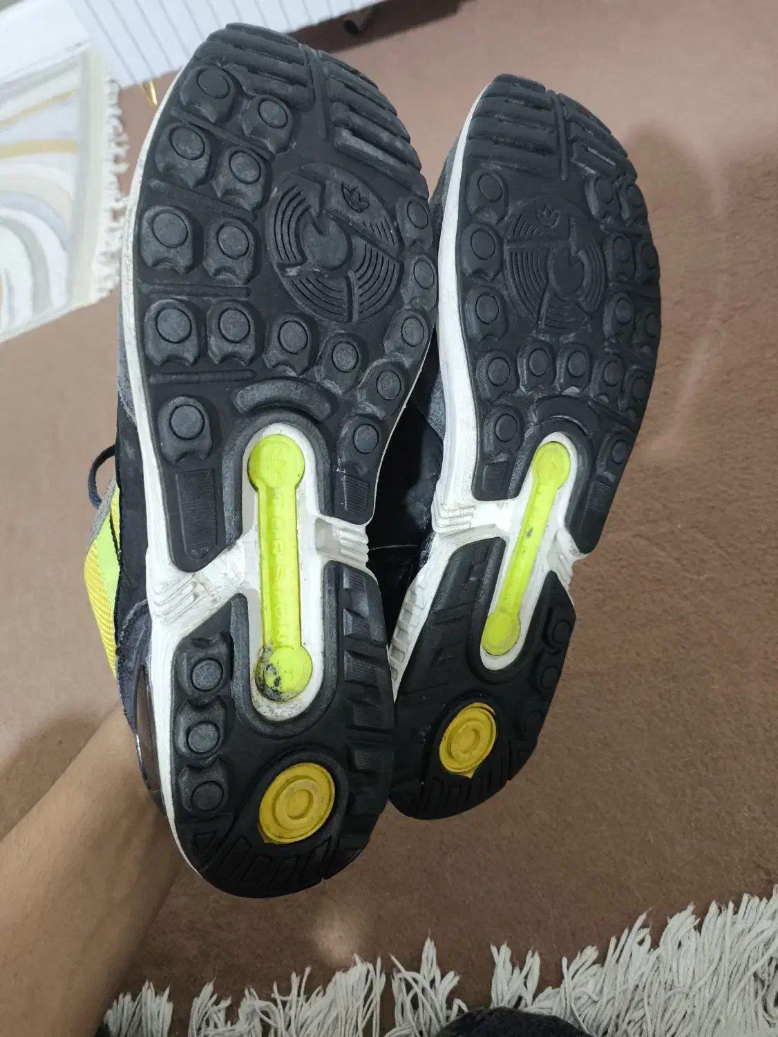 کتونی زدیکس زنبوری|کیف، کفش، کمربند|پاکدشت, پاکدشت (مامازند)|دیوار