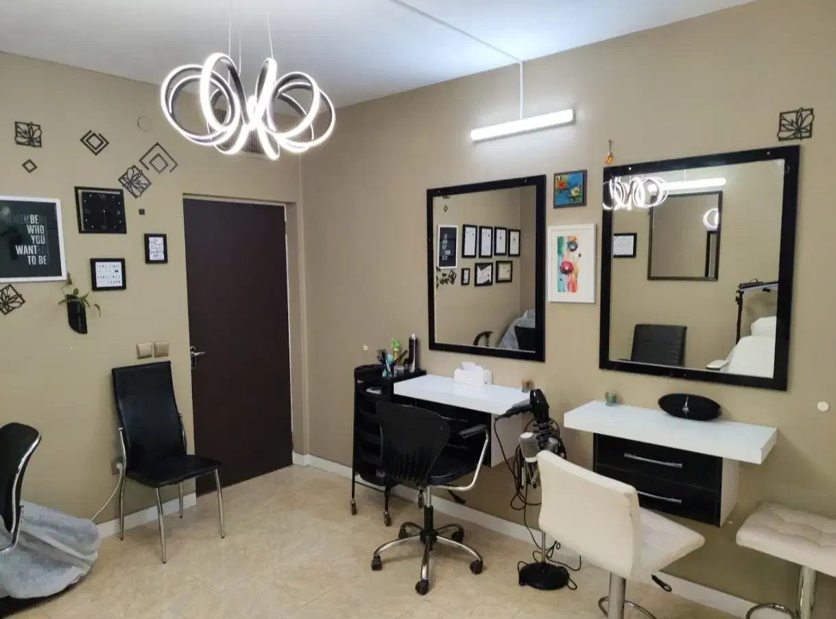 اجاره اتاق|اجارهٔ دفتر کار، اتاق اداری، مطب|اصفهان, باغ زرشک|دیوار