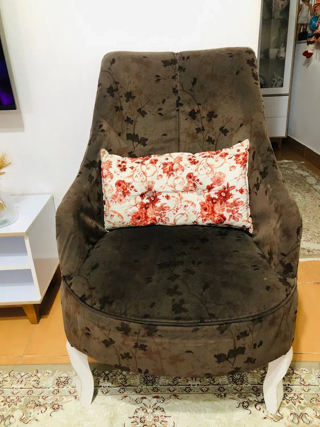 مبل|مبلمان اداری|رشت, دخانیات|دیوار