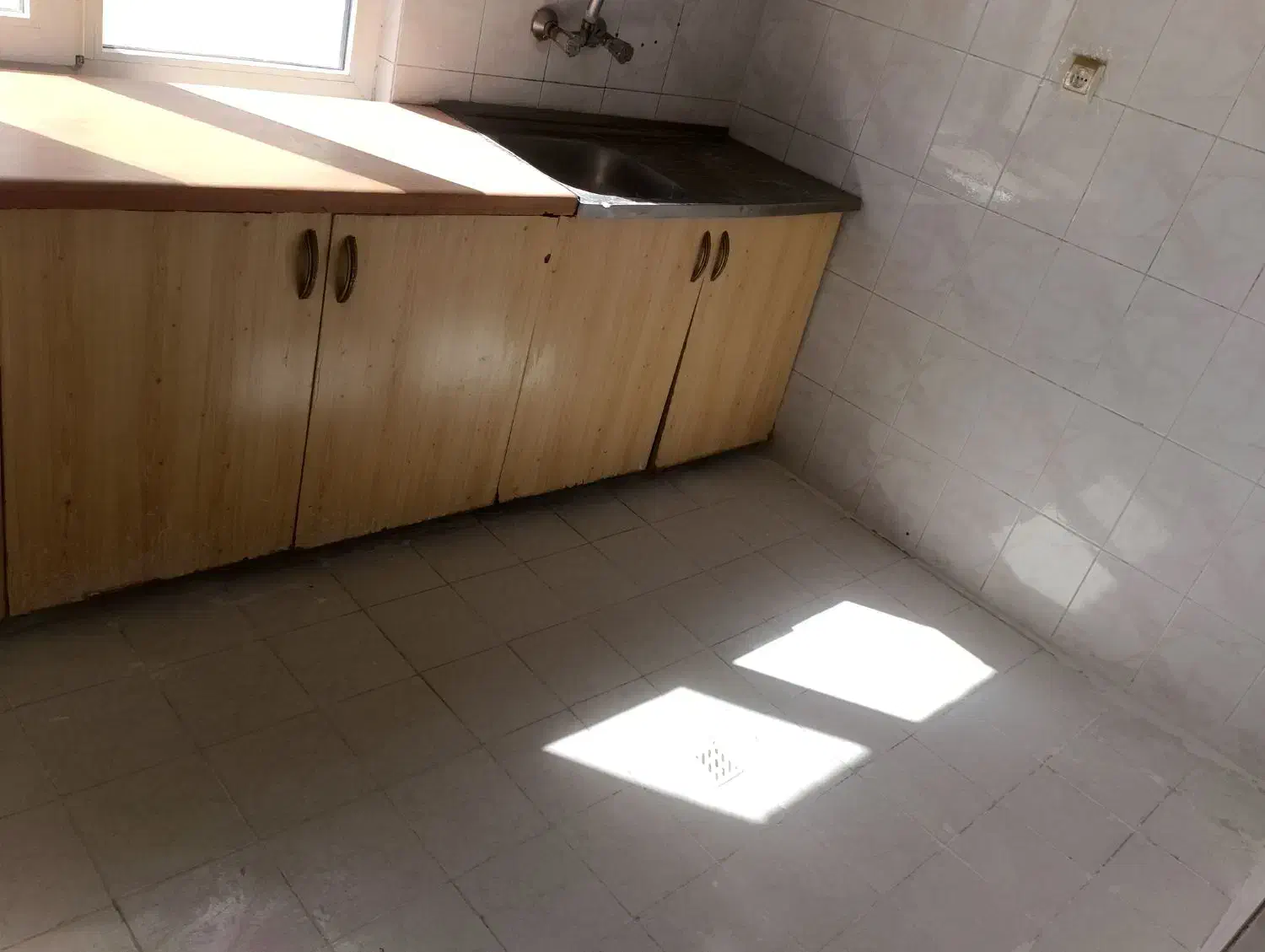 کابینت فلزی|مصالح و تجهیزات ساختمان|تربت‌حیدریه, هاشمی‌نژاد|دیوار