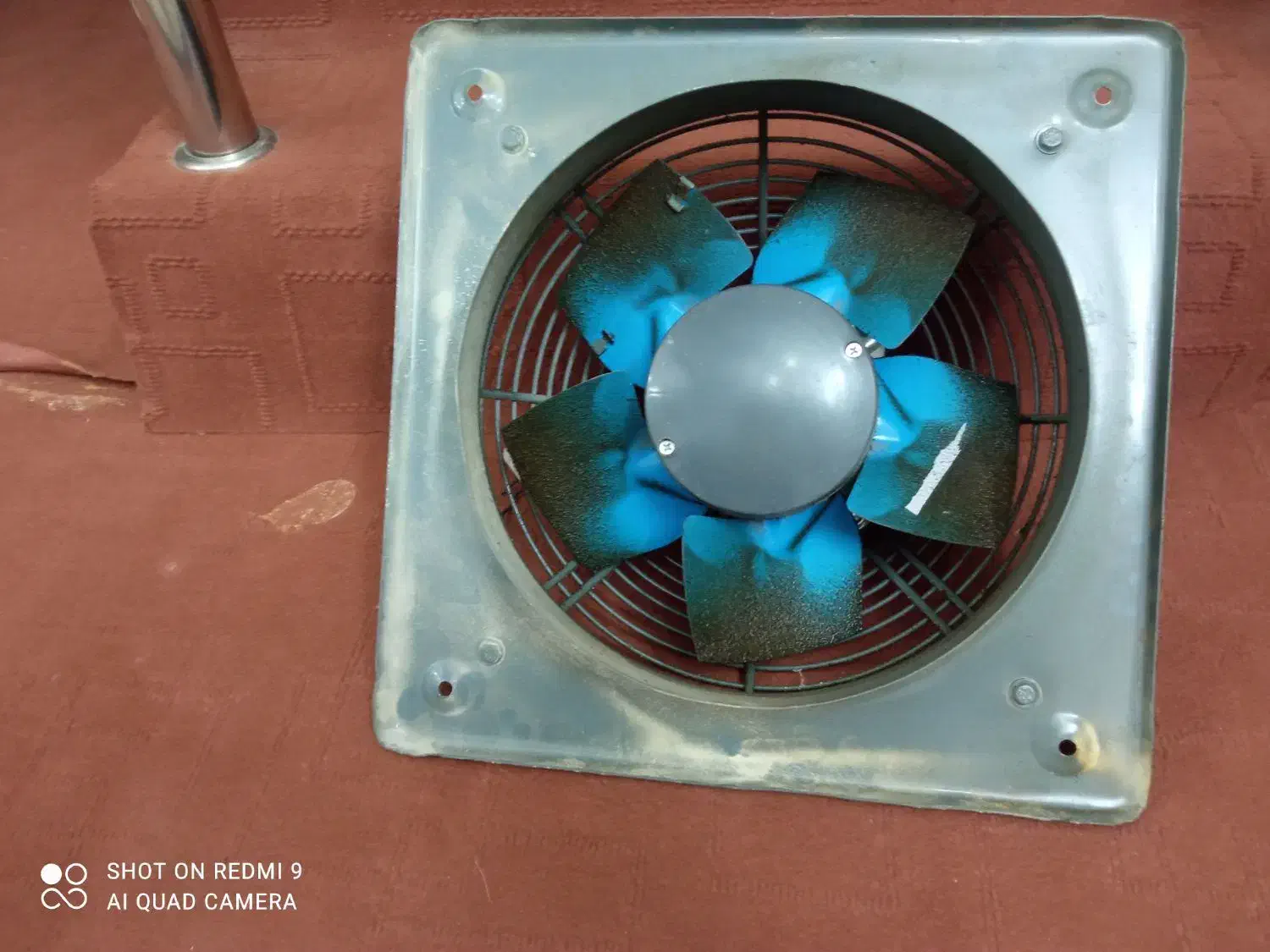 فن تهویه|پنکه و تصفیهکنندهٔ هوا|ارد, |دیوار