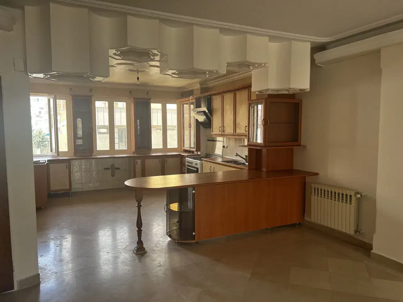 175متر سعادت آباد//تک واحدی