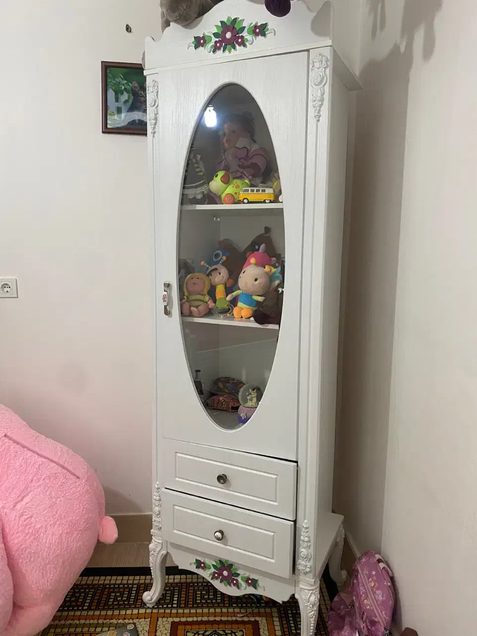 یک عدد تختخواب وویترین نوجوان درحدنوباتشک تخت|تخت و سرویس خواب|گلپایگان, |دیوار