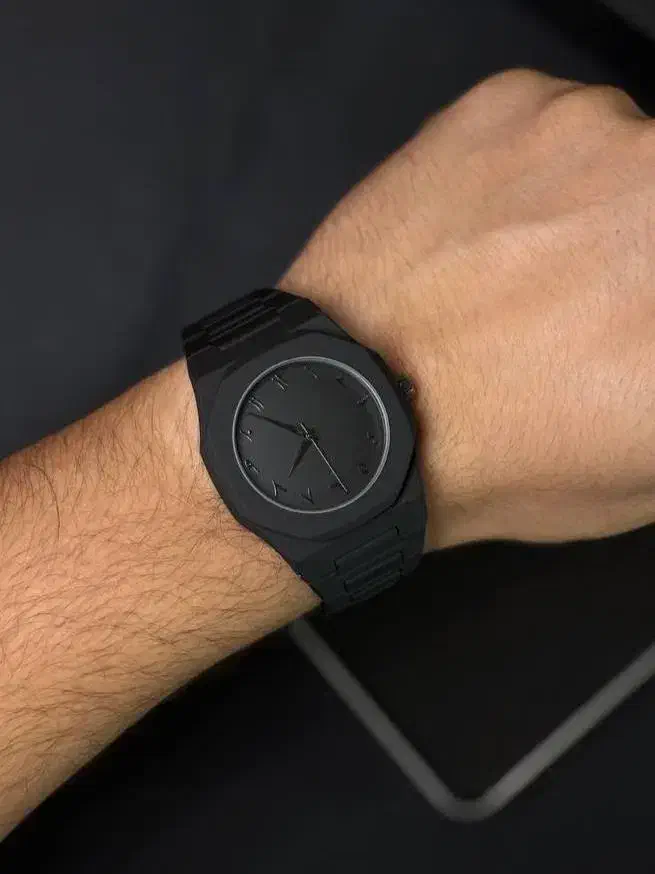 ساعت فول مشکی کربن معروف به ساعت ۳۰g گالری هیما|ساعت|قم, تولید دارو و یخچال|دیوار