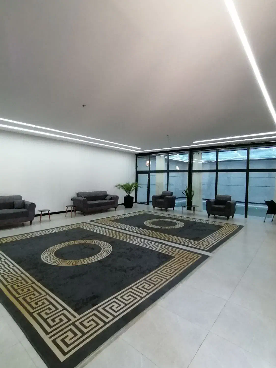 باغ ویلا مدرن استخر آب گرم|اجارهٔ کوتاه‌مدت ویلا و باغ|مشهد, چهاربرج|دیوار