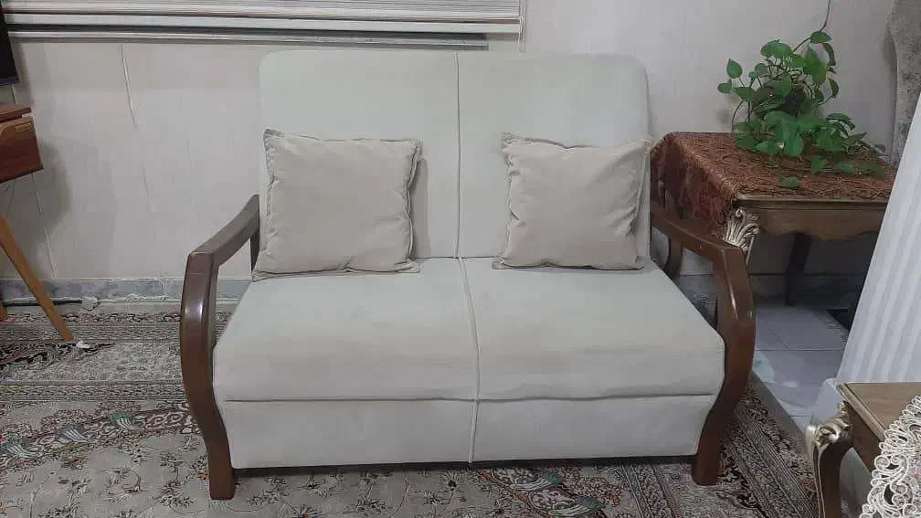 مبل ۷ نفره|مبلمان خانگی و میز عسلی|رشت, شالکو|دیوار