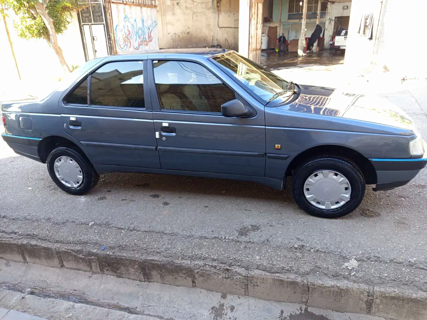 پژو ۴۰۵|خودرو سواری و وانت|خرمآباد, |دیوار