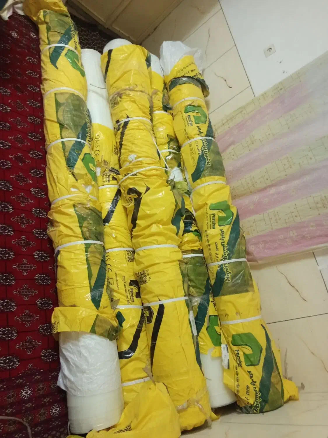 پلاستیک گلخانه پرشین یووی|عمدهفروشی|سراوان, |دیوار