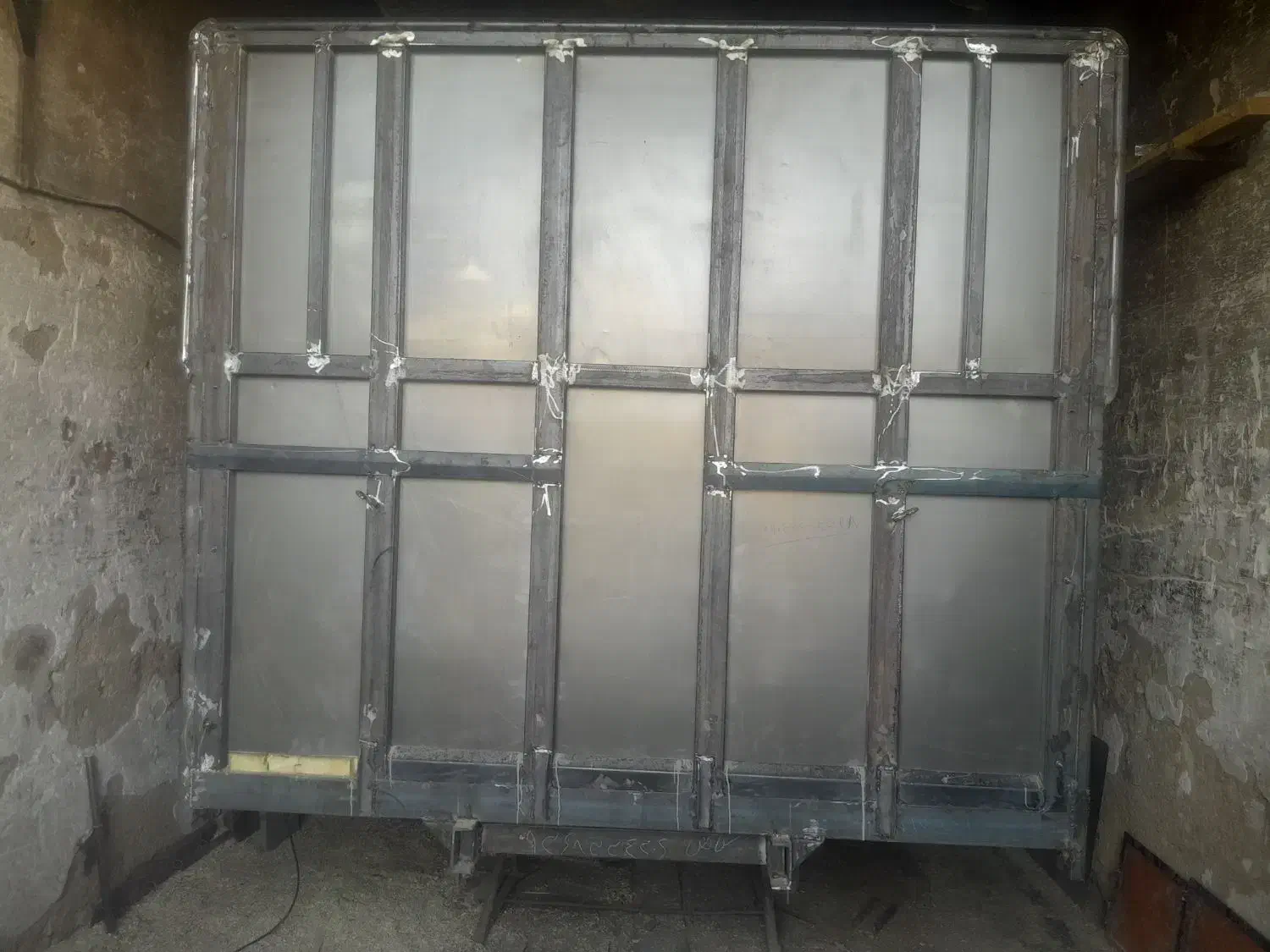 ماشین بنز تک|قطعات یدکی و لوازم جانبی|اصفهان, شهرک مهدیه|دیوار