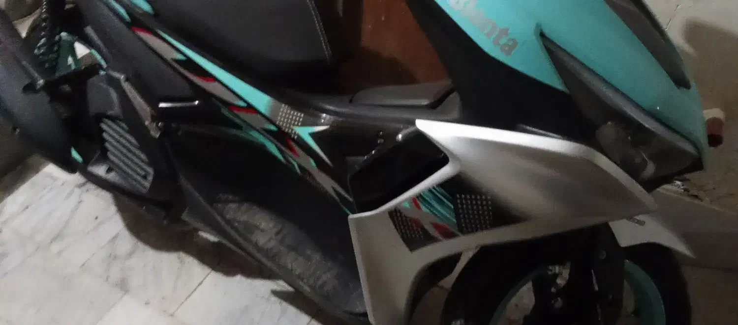 موتور بی کلاج مدل 1402|موتورسیکلت|بجنورد, |دیوار