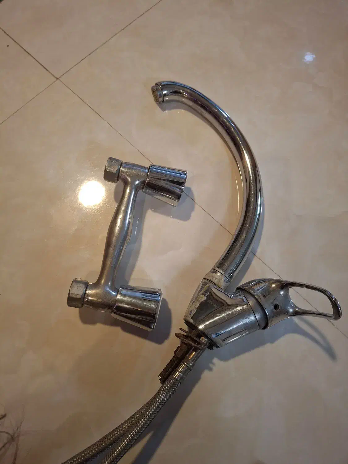 شیرآلات|مصالح و تجهیزات ساختمان|فولادشهر, A3|دیوار