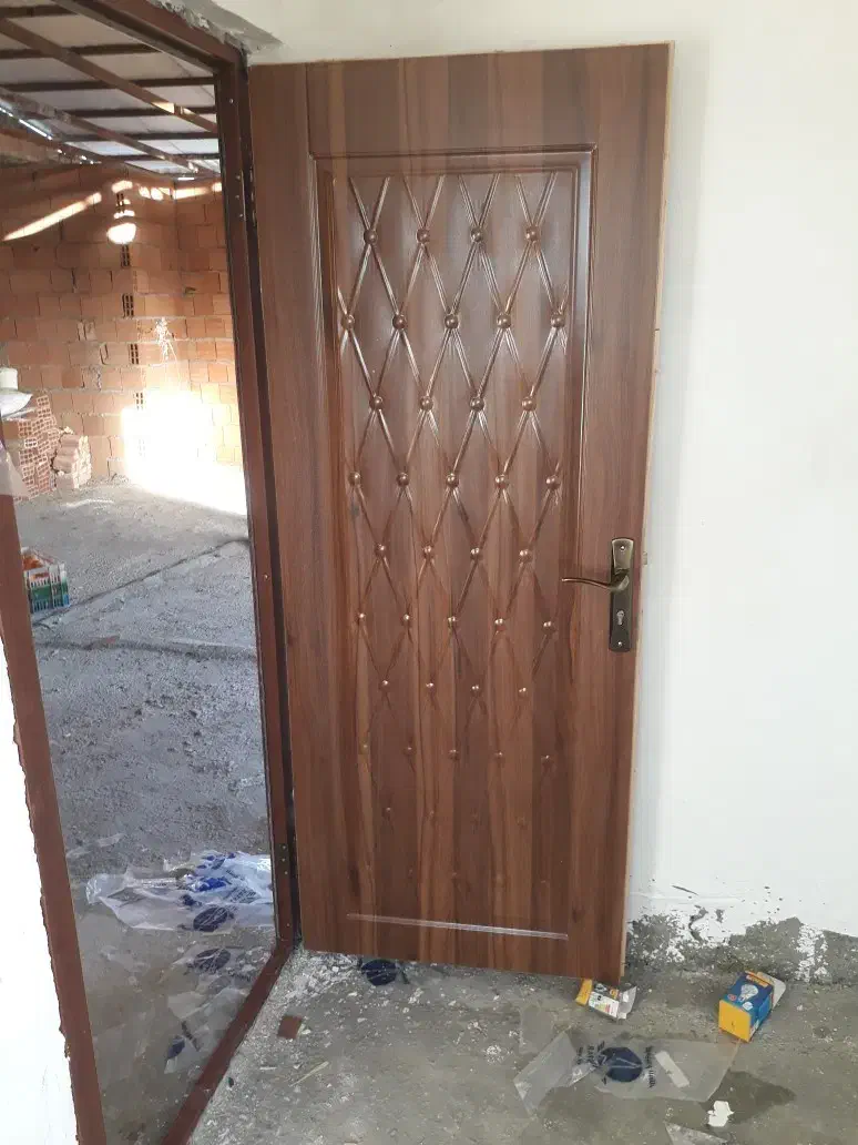 ساخت درب اتاق خواب وسرویس ضداب|عمدهفروشی|ساری, |دیوار