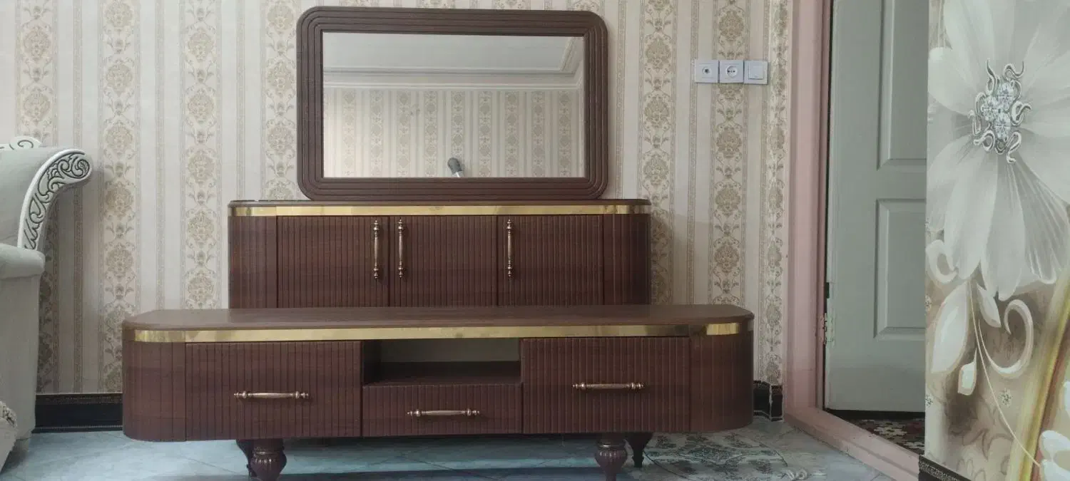 فروش فوری سرویس چوب|بوفه، ویترین، کنسول|خوانسار, |دیوار