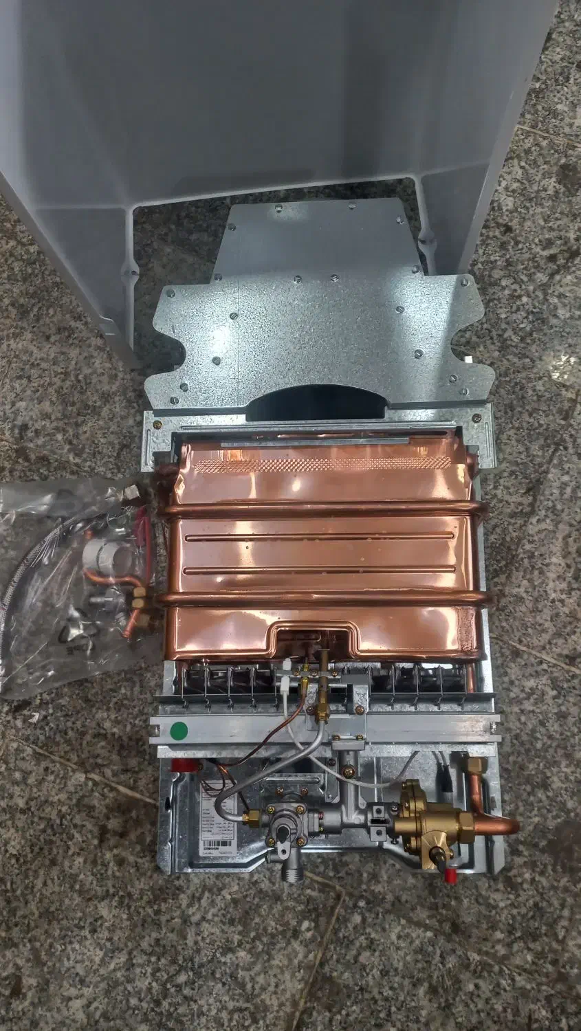 فروش آبگرمکن بوتان 3115 نو|آبگرمکن، پکیج، شوفاژ|بروجرد, |دیوار