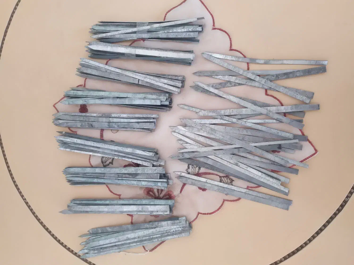 سیخ|ظروف سرو و پذیرایی|بروجن, |دیوار