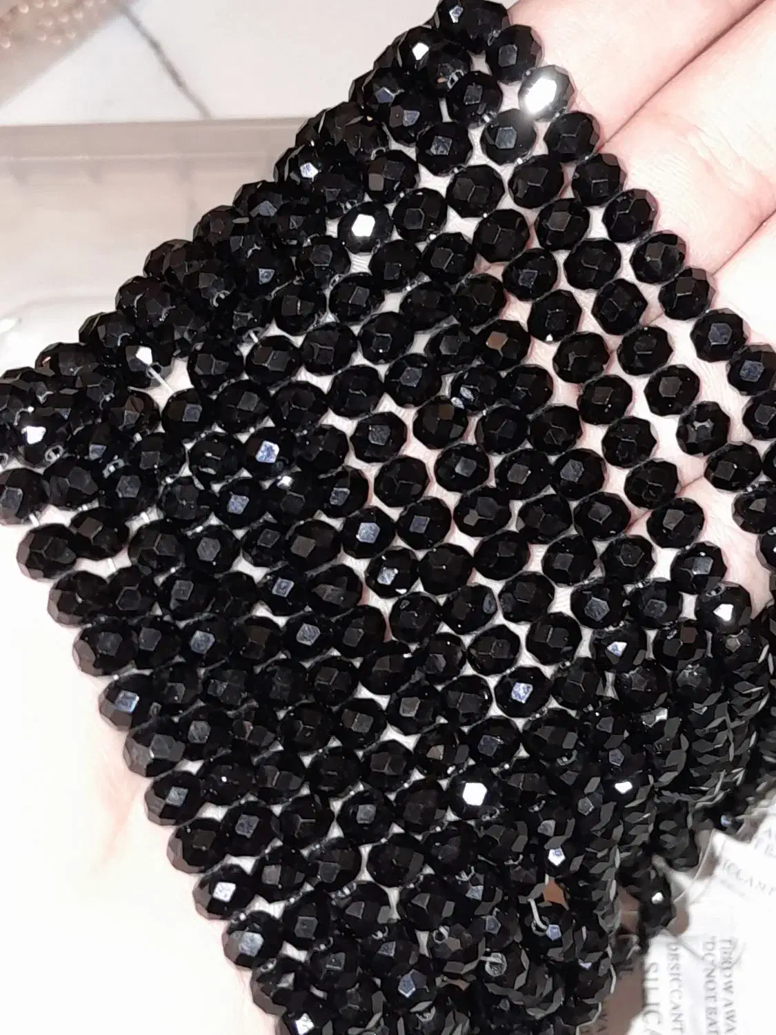 فروش انواع مروارید و منجوق و سنگ با قیمت عمده|عمده‌فروشی|قرچک, مهدیه|دیوار