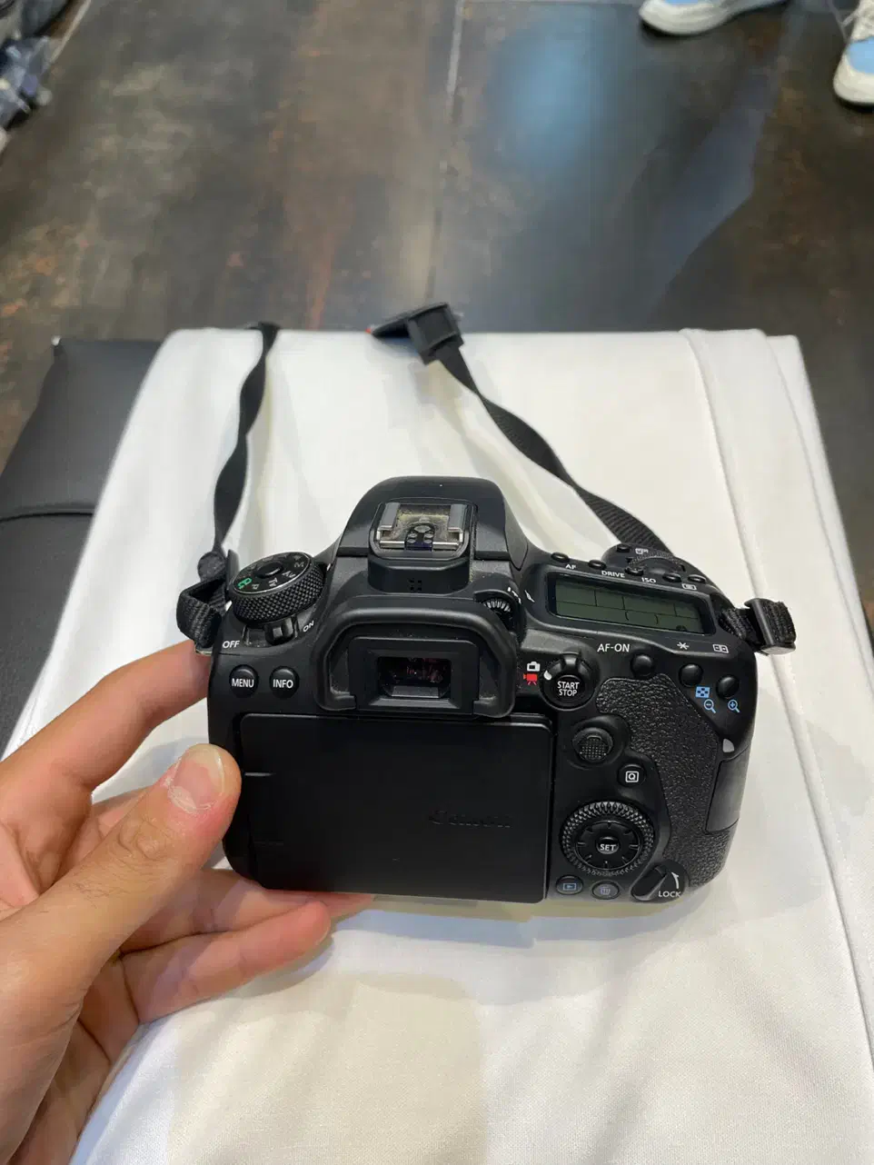 دوربین cannon 90Dبه همراه لنز 50mm|دوربین عکاسی و فیلمبرداری|قزوین, |دیوار