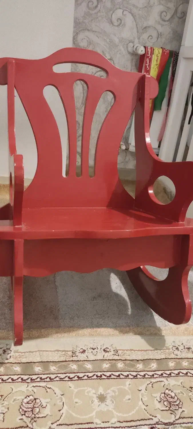 صندلی راک درحد نو|تخت و صندلی بچه|کرج, دهقان ویلا|دیوار