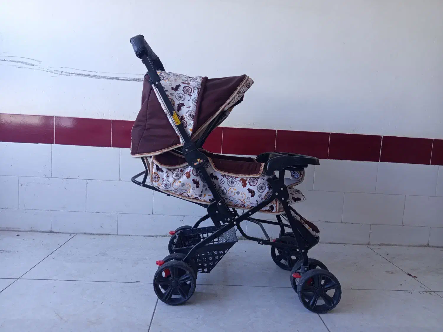 کالسکه کودک تمیز و سالم|کالسکه و لوازم جانبی|کاشمر, |دیوار