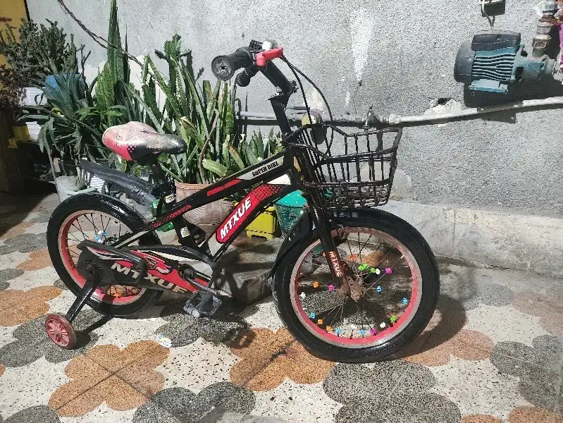 دوچرخه16 درحدنو زیر قیمت+ ماشین شارژی چهار موتوره|دوچرخه، اسکیت، اسکوتر|بندرعباس, |دیوار