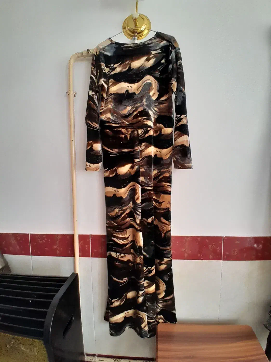 لباس مجلسی|لباس|مراغه, |دیوار