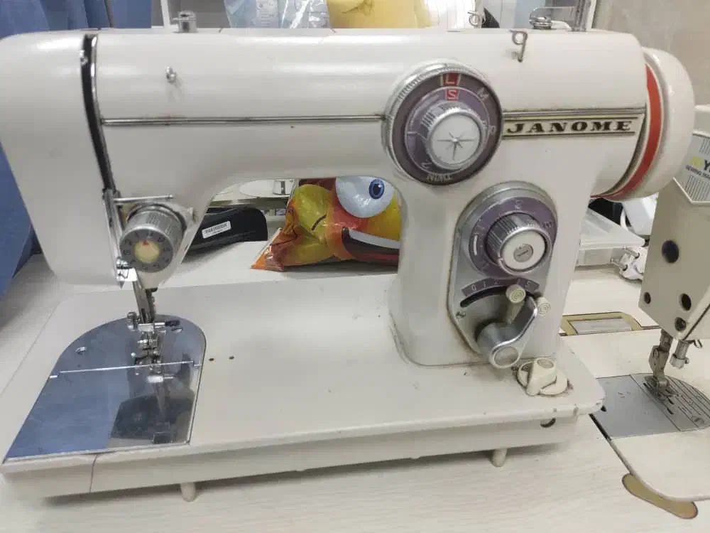 چرخ خیاطی ،راسته دوز ،سردوز|چرخ خیاطی و ریسندگی|بوشهر, |دیوار