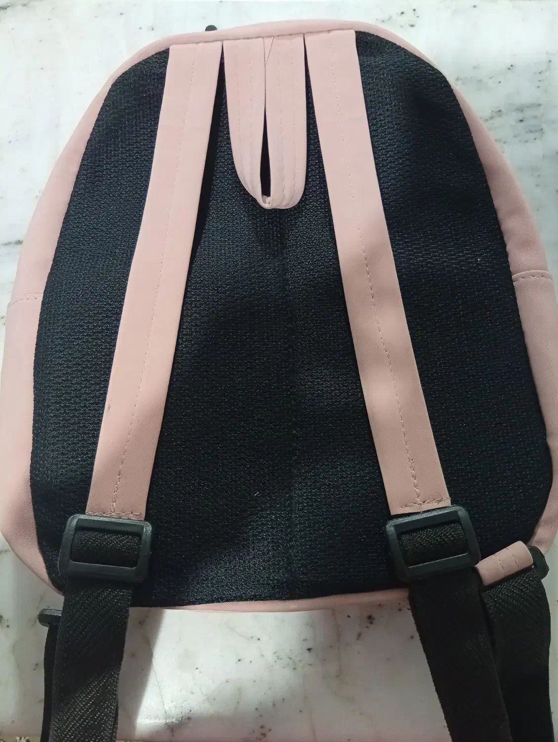 کوله|کیف، کفش، کمربند|نیشابور, ابراهیم ادهم|دیوار