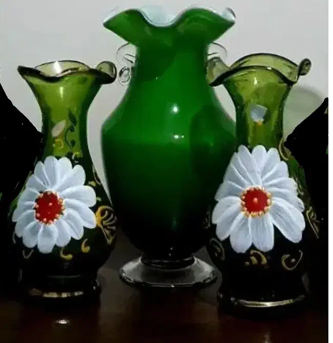 ظروف قدمتدار|کلکسیون اشیاء عتیقه|رشت, خمیران زاهدان|دیوار