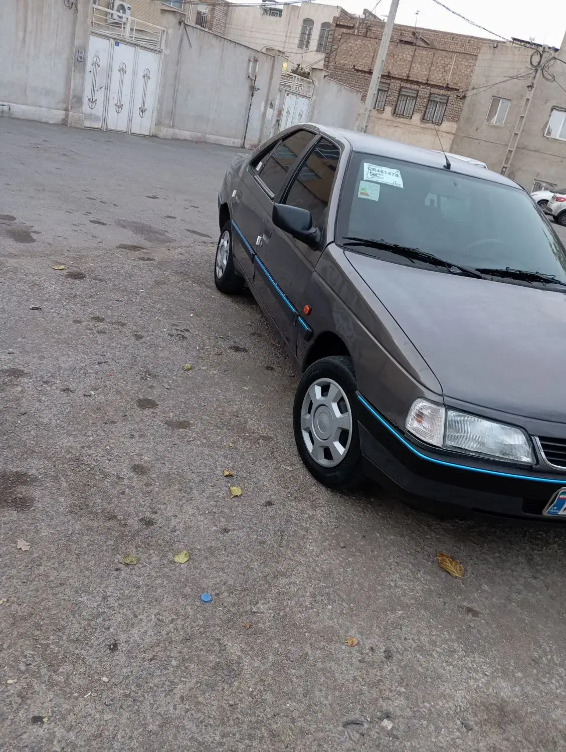 پژو عروسگ|خودرو سواری و وانت|قم, دروازه چوبی|دیوار