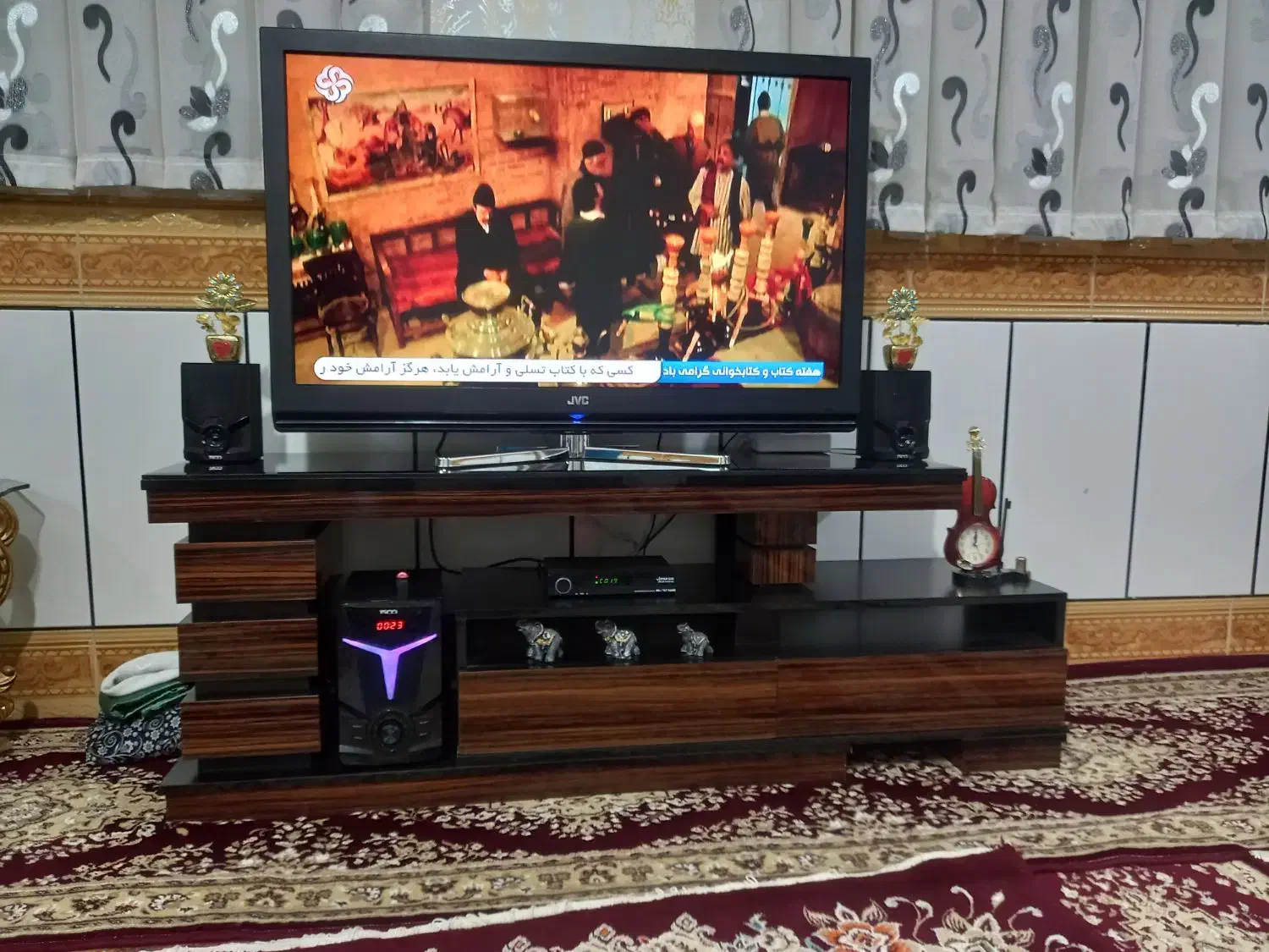 یک دستگاه اسپیکر سالم سالم باضمانت|سیستم صوتی خانگی|دورود, |دیوار