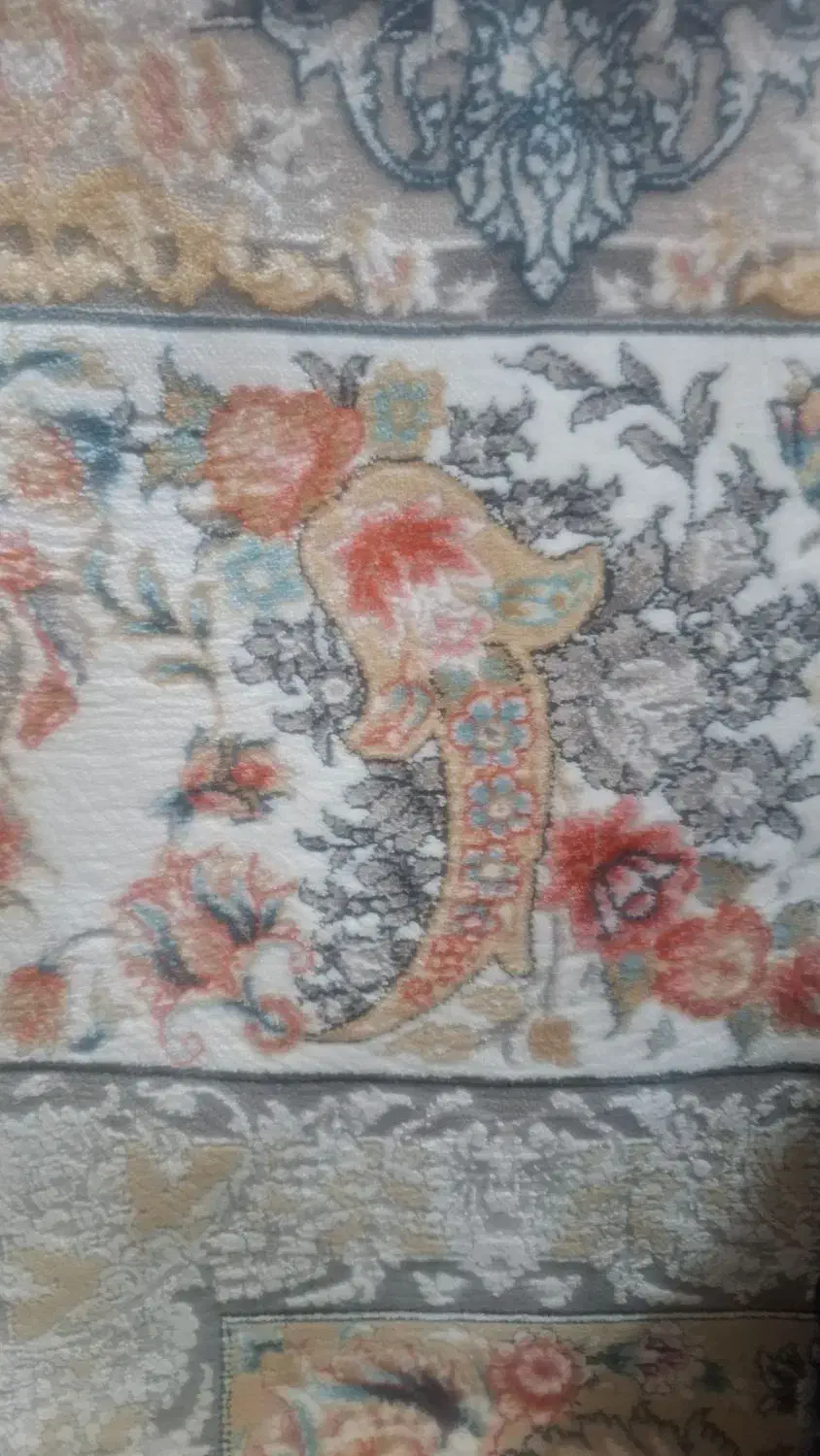 یک جفت فرش ۷۰۰ شانه در حد نو|فرش|توکهور, |دیوار