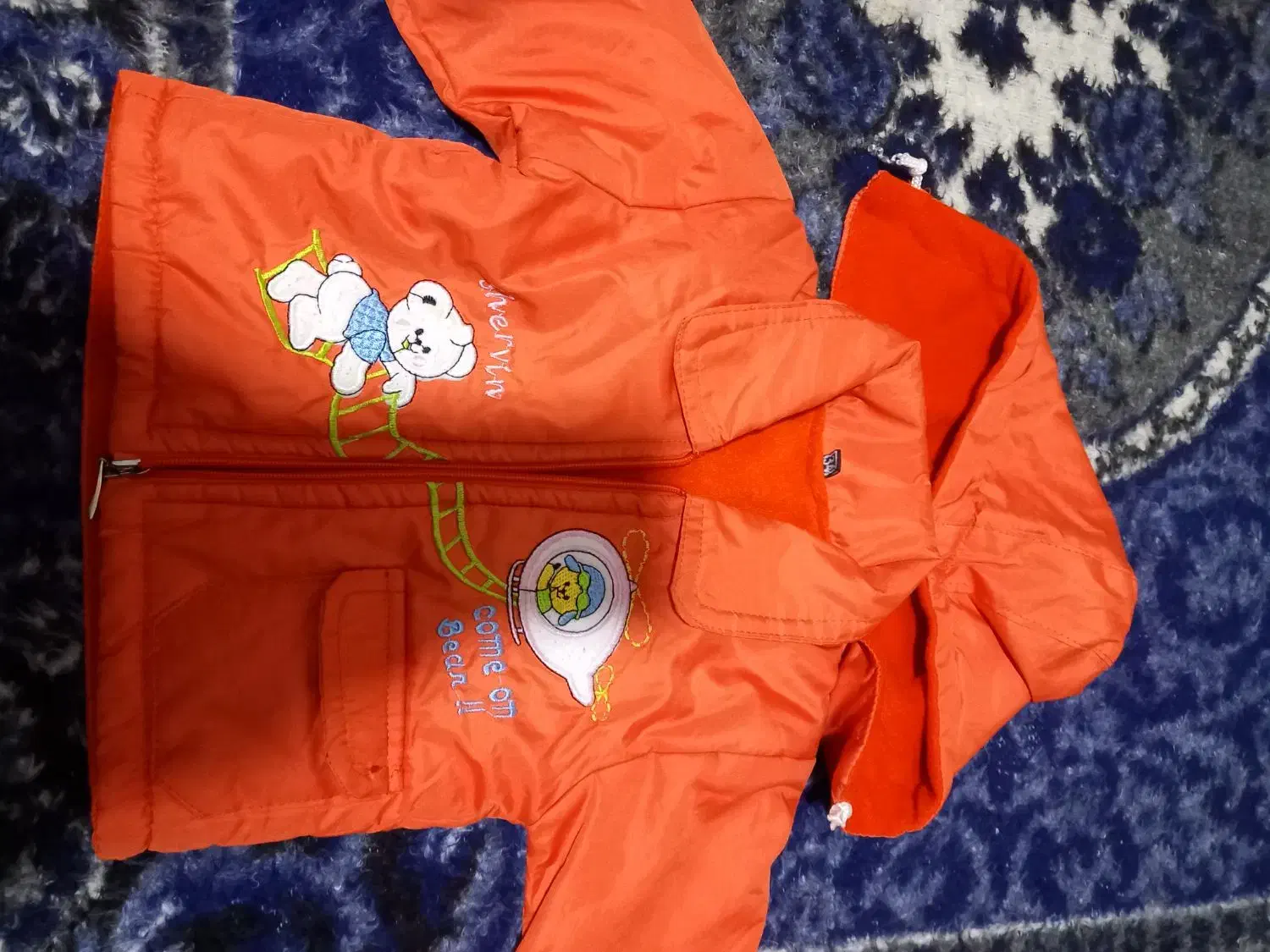 کاپشن|کفش و لباس بچه|سرپل ذهاب, |دیوار