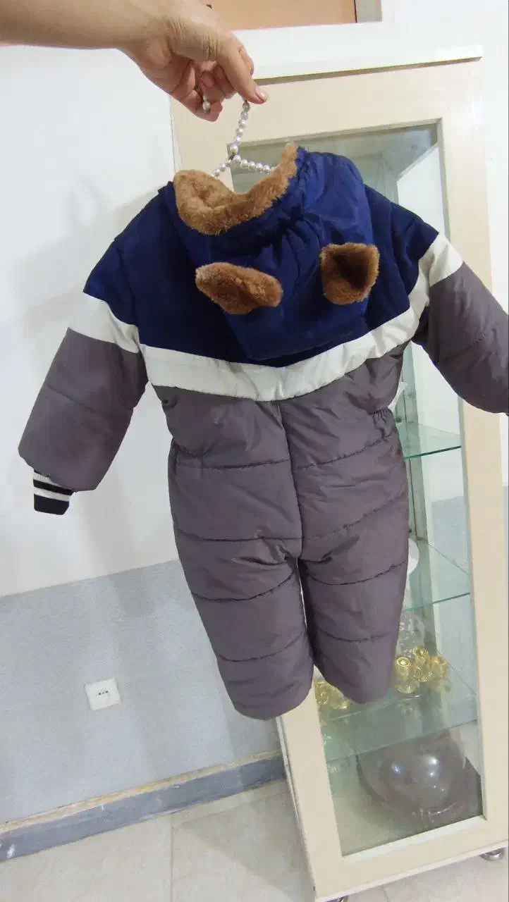 سرهمی کاپشنی داخل پشم|کفش و لباس بچه|کلاردشت, |دیوار