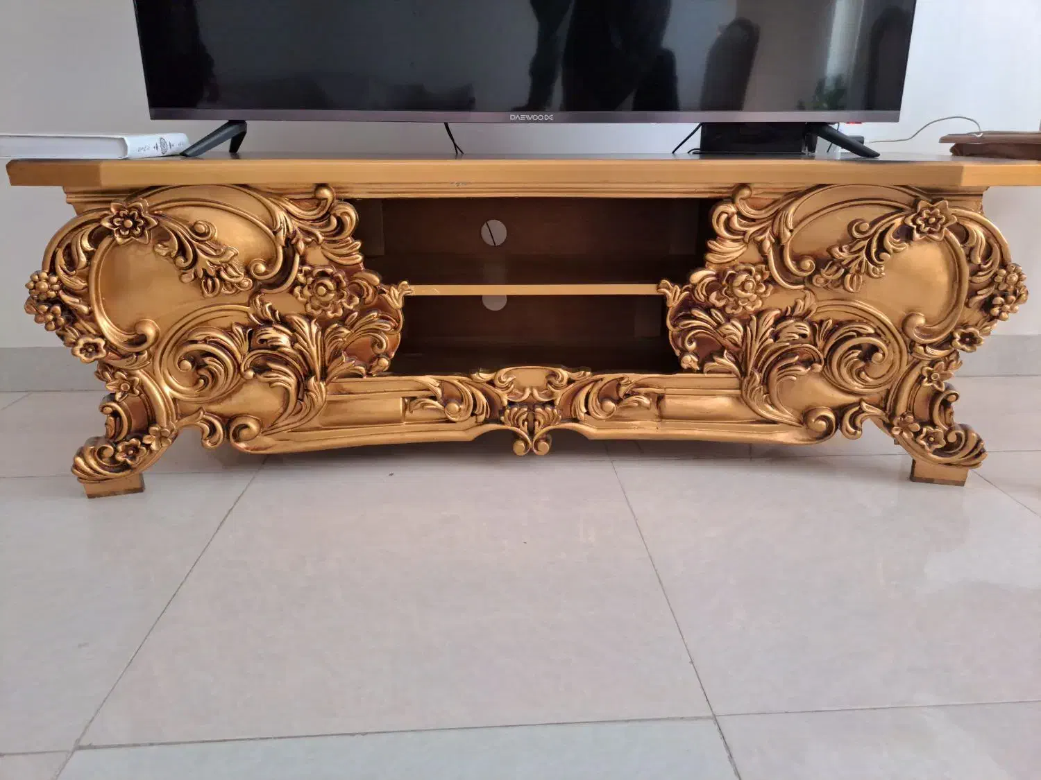 میز تلویزیون منبت کاری شده|میز تلویزیون|رشت, استقامت ۱|دیوار