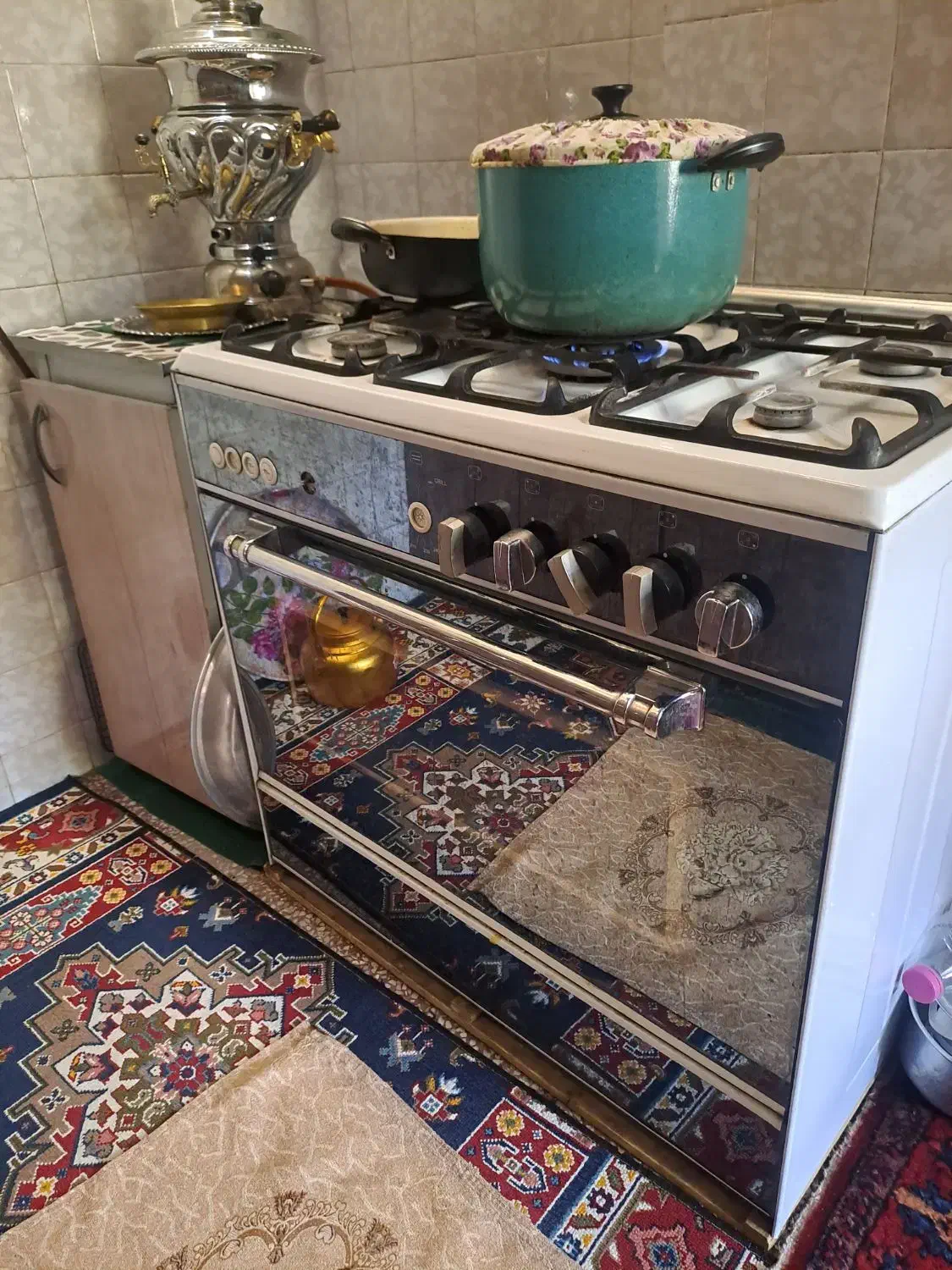 وسایل منزل در حد|فرش|بروجرد, |دیوار