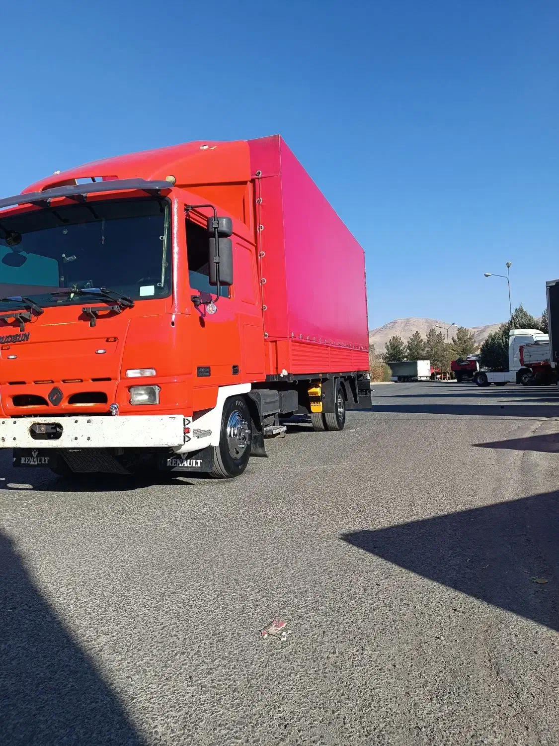 رنو بادسان دوکابین 8تن عروسک 290تاکار|خودرو سنگین|تهران, اختیاریه|دیوار