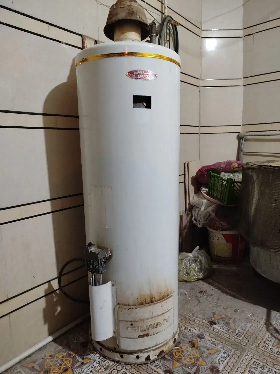 سوسنگرد کوی فرهنگیان بعداز فلکه کارگر هلال 11|آبگرمکن، پکیج، شوفاژ|سوسنگرد, |دیوار