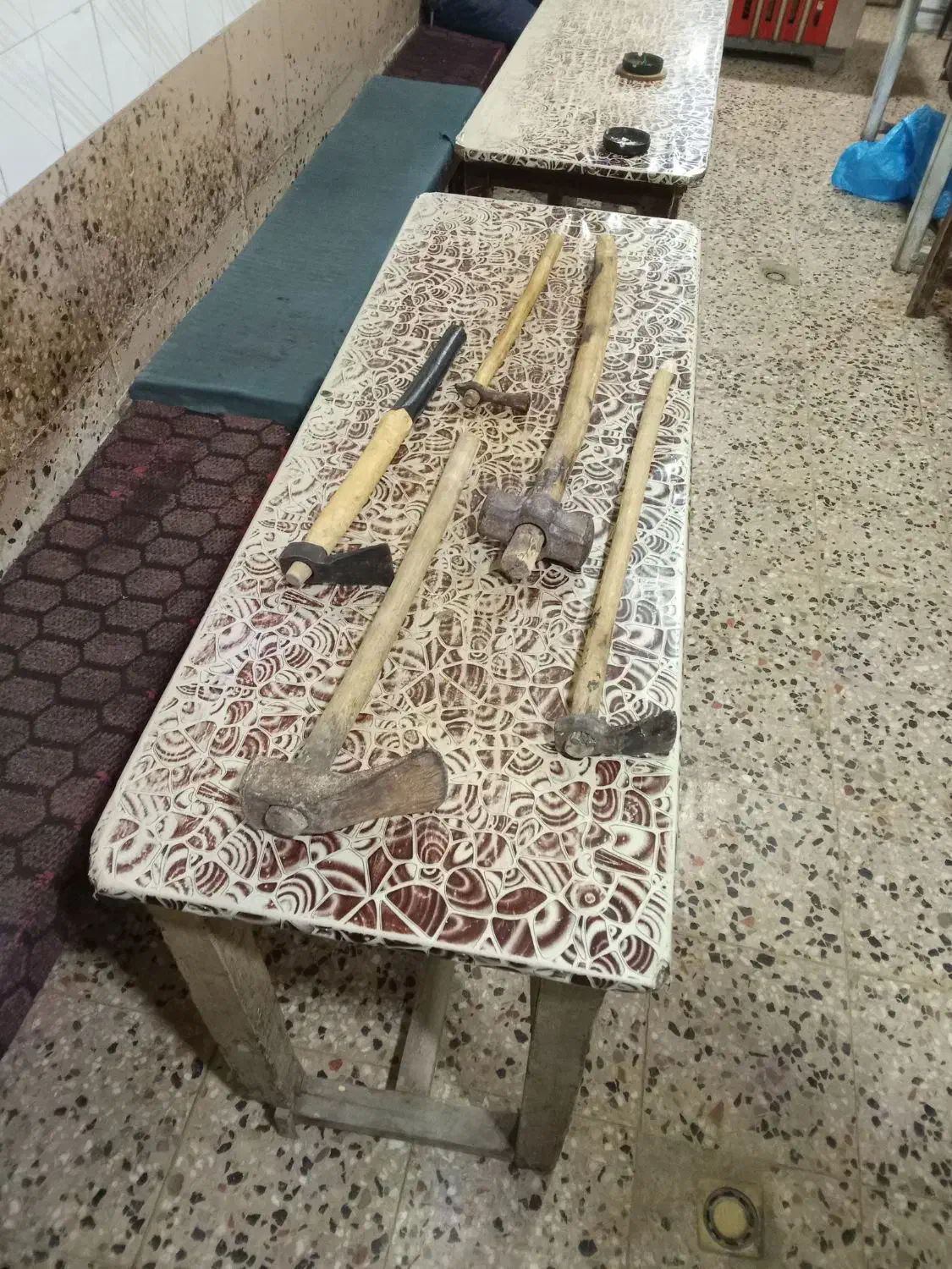 تیشه پتک|ابزارآلات|بجنورد, |دیوار