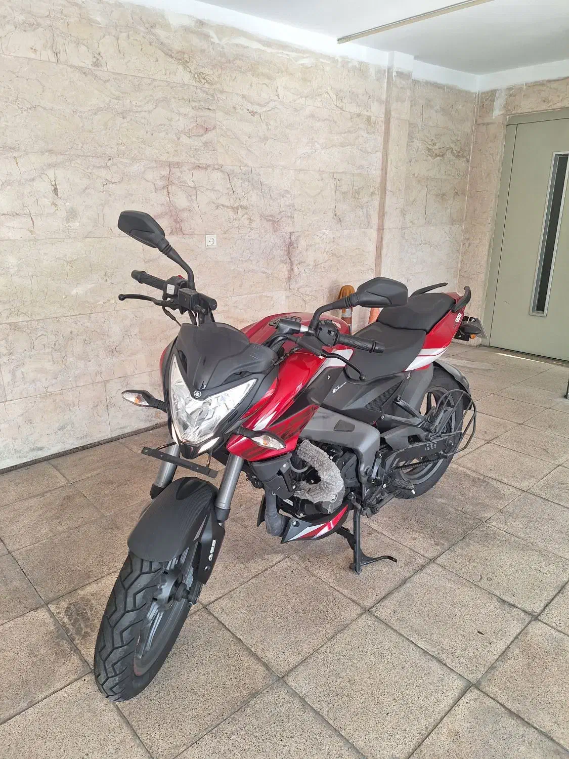 Ns200|موتورسیکلت|تهران, هفت حوض|دیوار