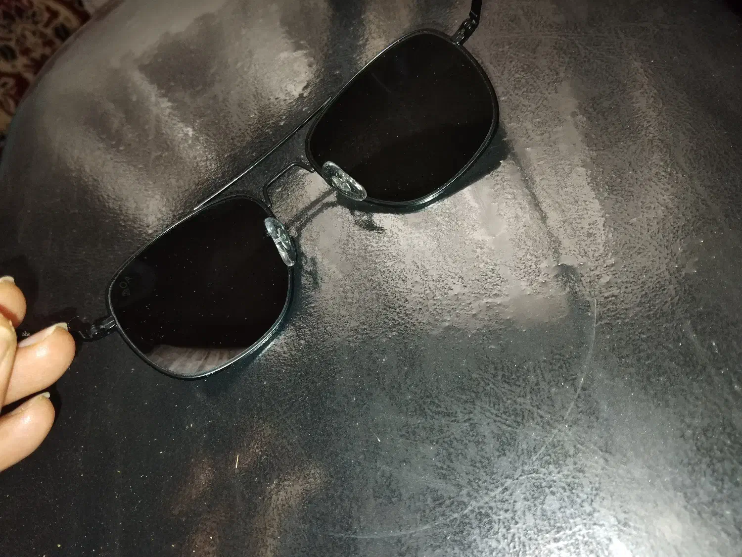 عینک آفتابی|زیورآلات و اکسسوری|تربت‌حیدریه, باغ ملی|دیوار