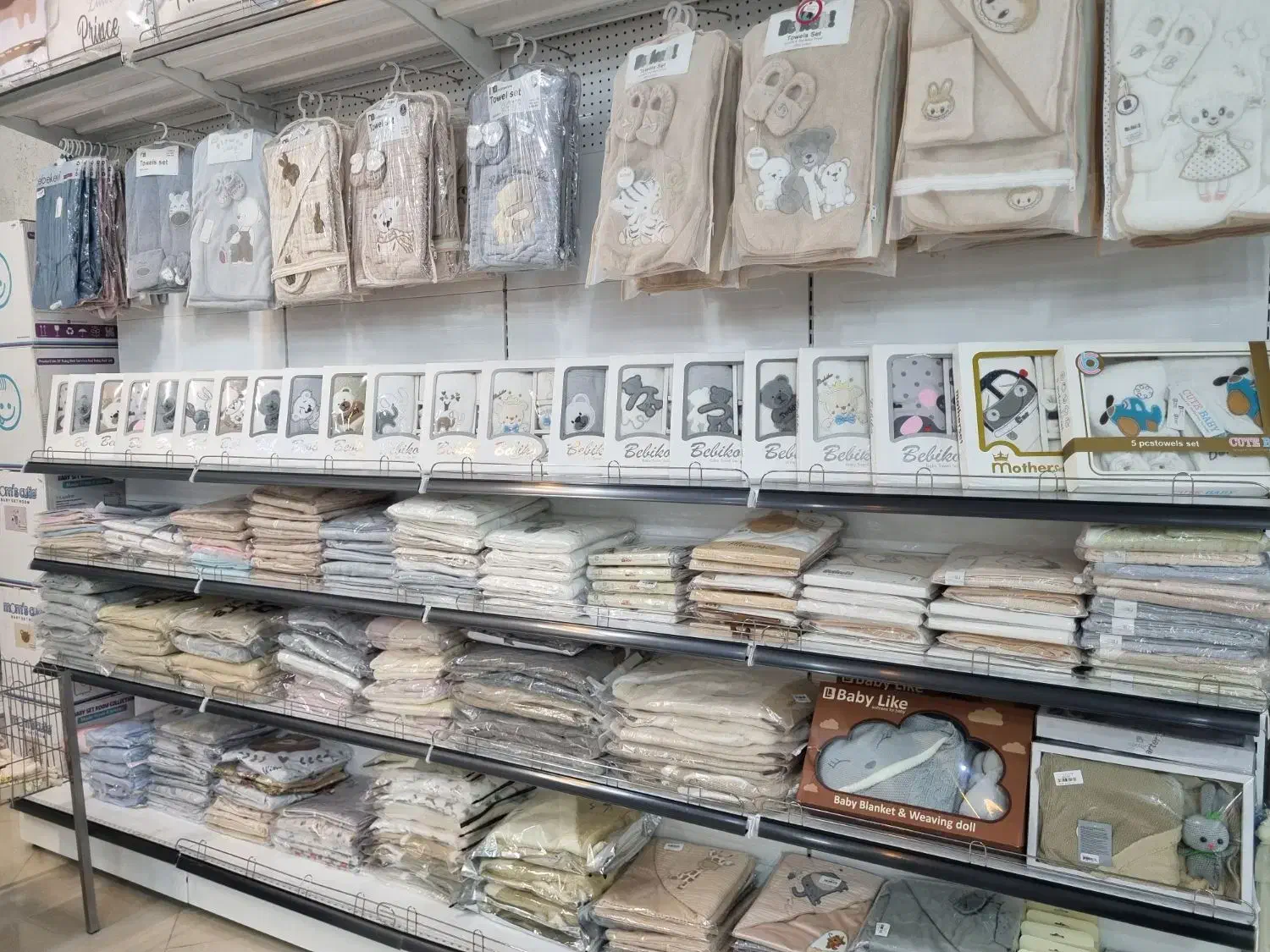 پوشاک نوزد سیسمونی|کفش و لباس بچه|مشهد, شیرحصار|دیوار