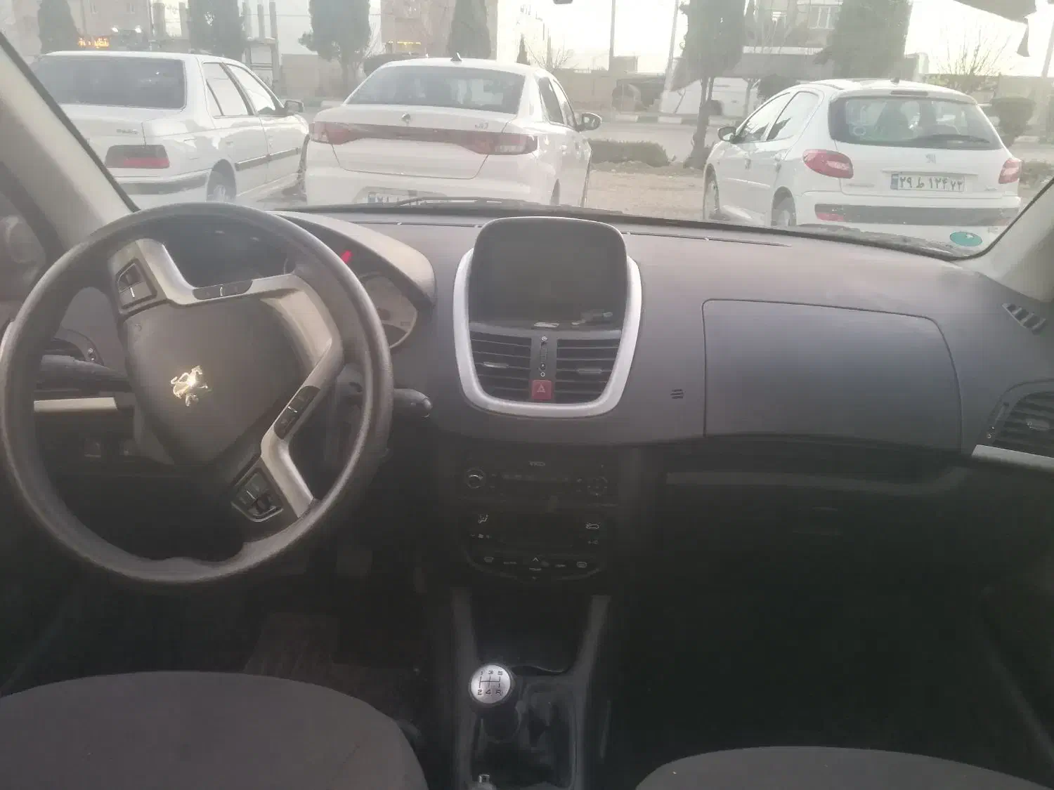 207 سقف فلز 402 سفید|خودرو سواری و وانت|فیروزآباد (فارس), |دیوار