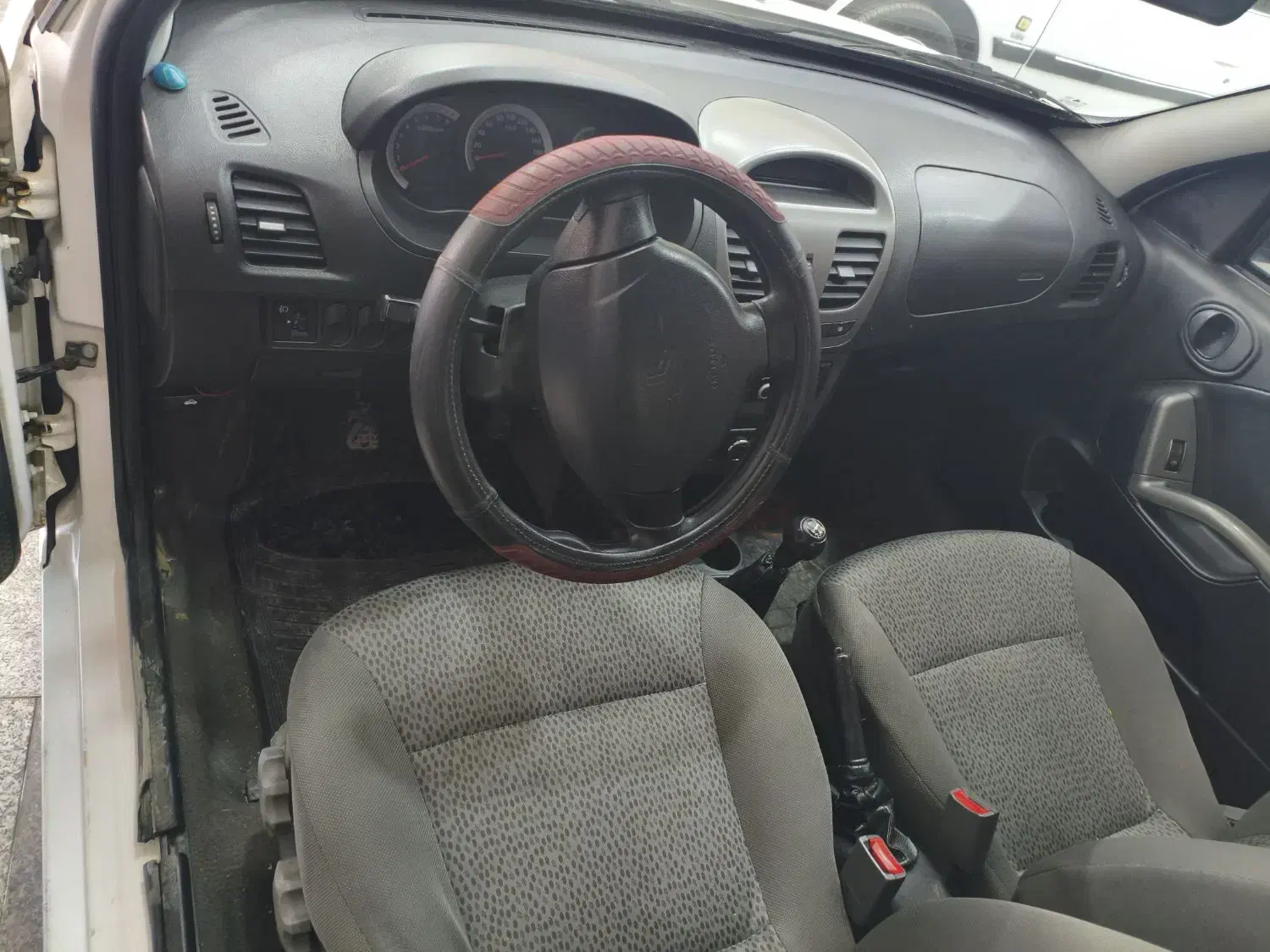 ساینا مدل 97|خودرو سواری و وانت|اصفهان, پوریای ولی|دیوار