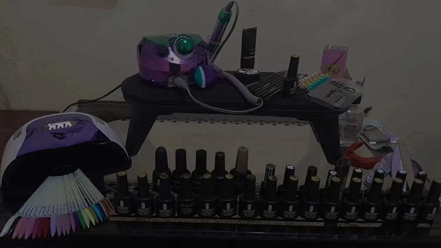 فروش لوازم کاشت ناخن|آرایشگاه و سالنهای زیبایی|شهرکرد, |دیوار