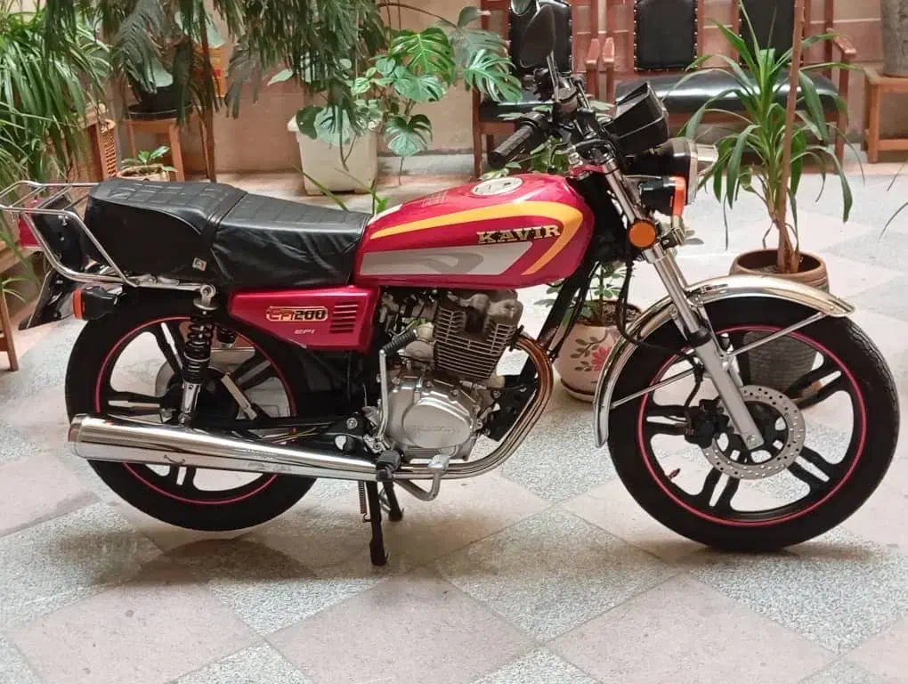 هوندا ۲۰۰ مدل ۴۰۲|موتورسیکلت|تهران, مهرآباد جنوبی|دیوار