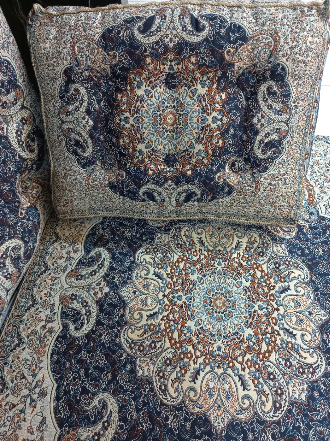 شاه نشین 7تکه|پشتی|کرمان, |دیوار